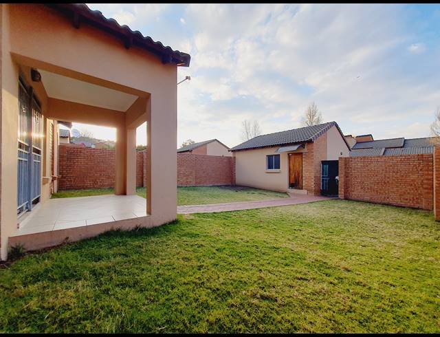 3 BEDROOM SEMI DETACHED FOR SALE IN NOORDWYK